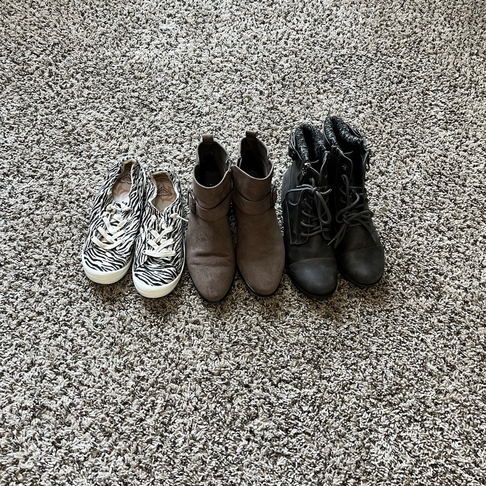 Roxy Zebra Print Sneakers, bamboo booties, grey booties